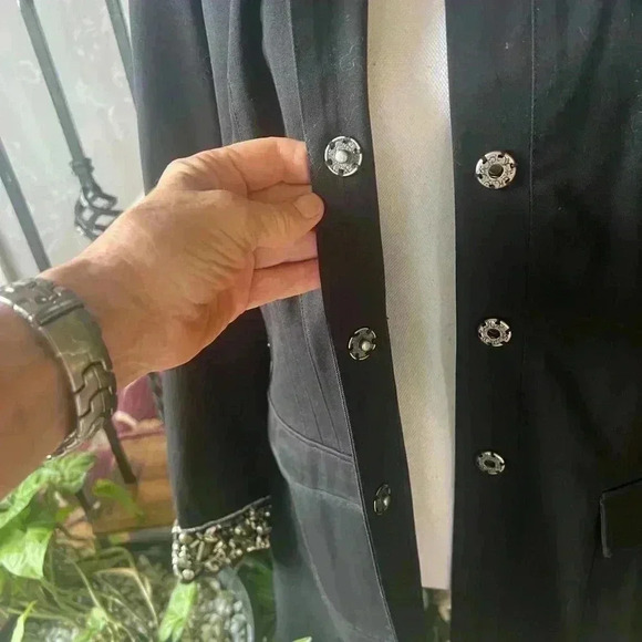 V Christina Vintage black long jacket. Size Large. Snap closure jeweled in gold - Picture 7 of 16